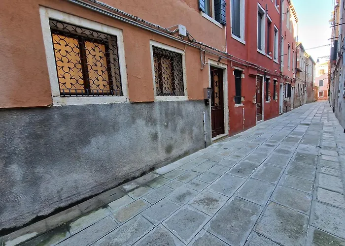 Veneziacentopercento Apartments&Rooms